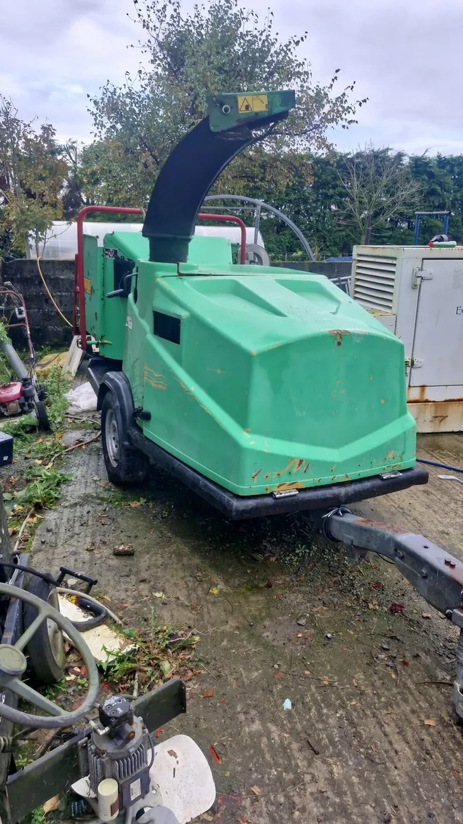 Wood chipper - Image 2