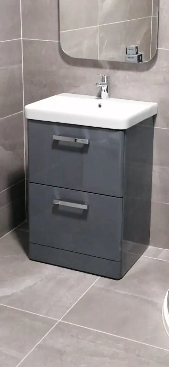 Bathroom Sink - Image 1