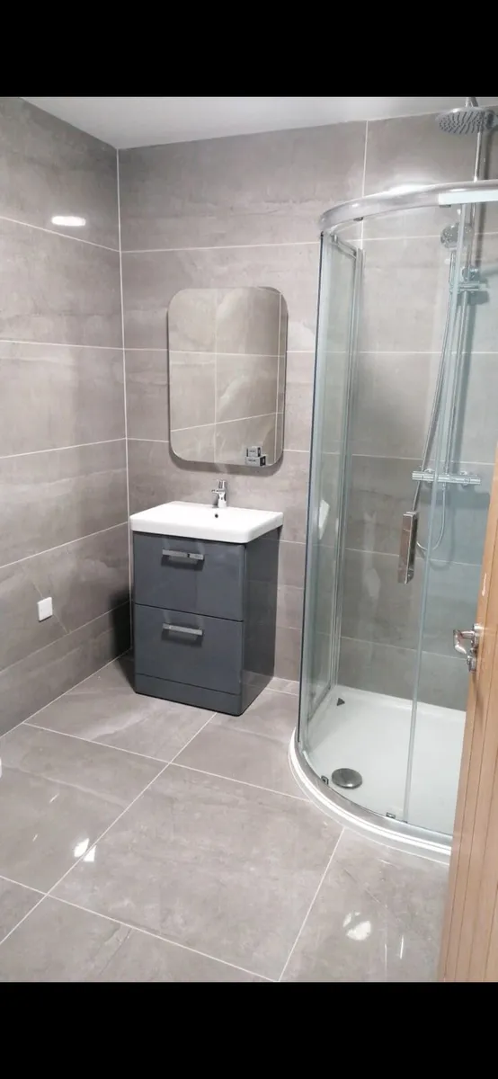 Bathroom Sink - Image 2