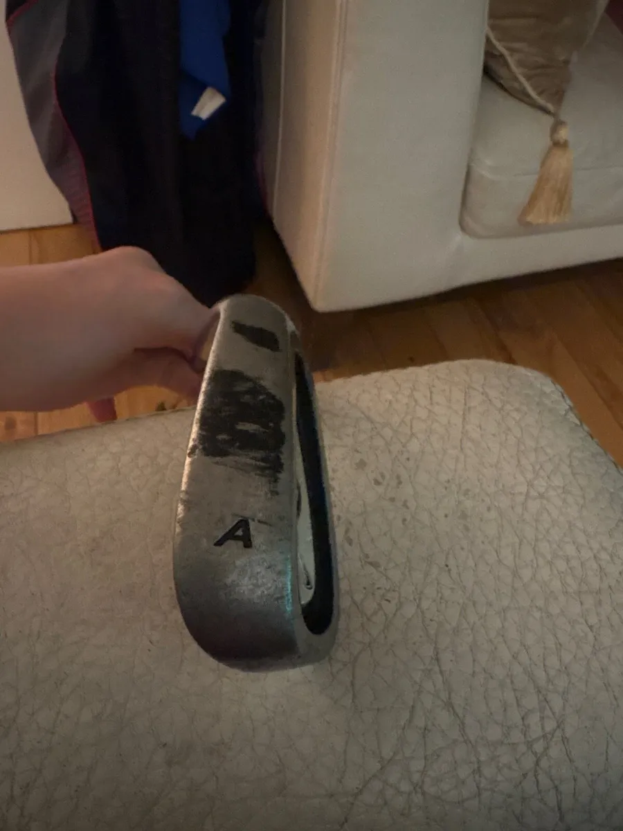 Approach wedge - Image 1