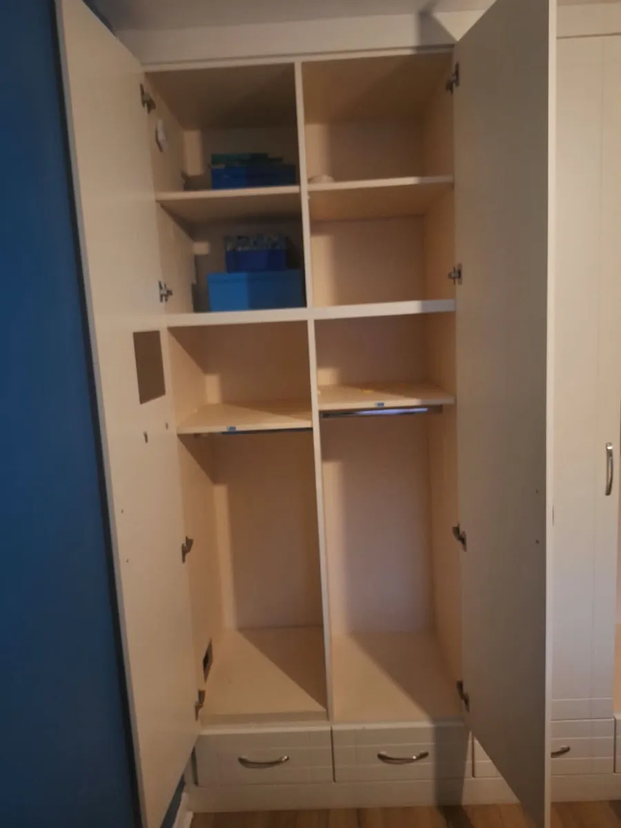 Full height wardrobes BARGAIN - Image 3