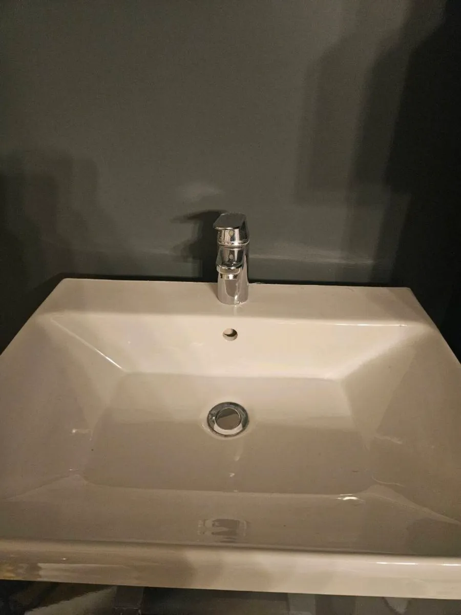Bathroom Sink - Image 3