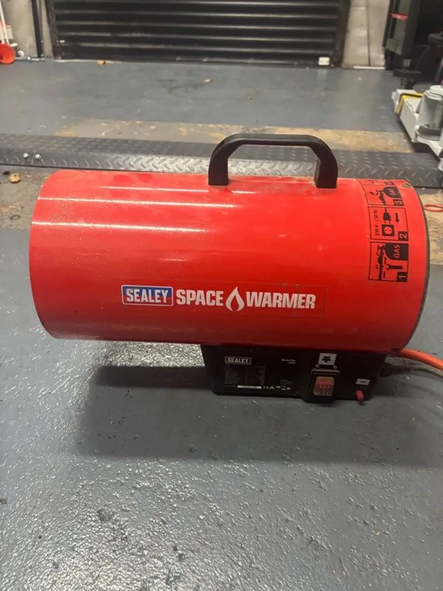 Sealey space heater - Image 1