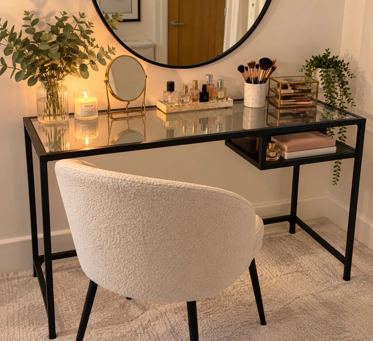 Hallway table / make-up table - Image 2