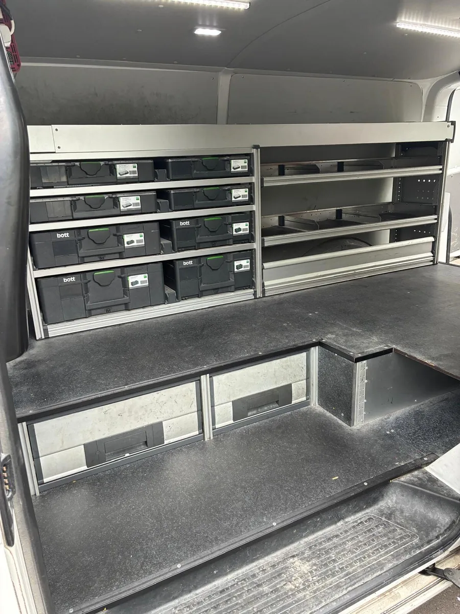 2022 Volkswagen Transporter T6.5 4 Motion LWB - Image 4