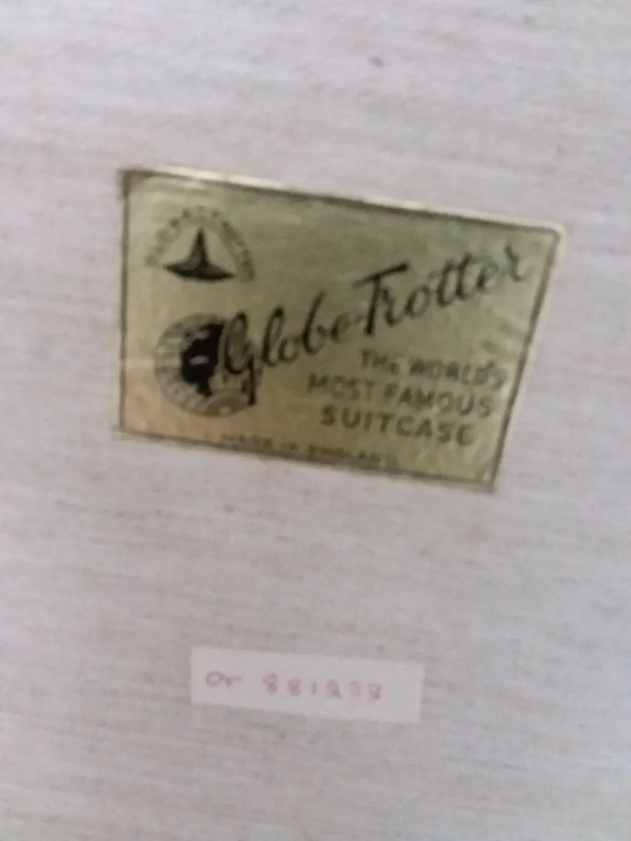 1960s /70s travel case like new - Image 2