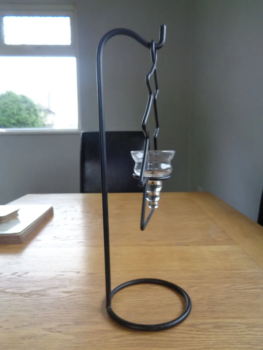 Wrought Iron Christmas Tree T-Light Holder - Image 3