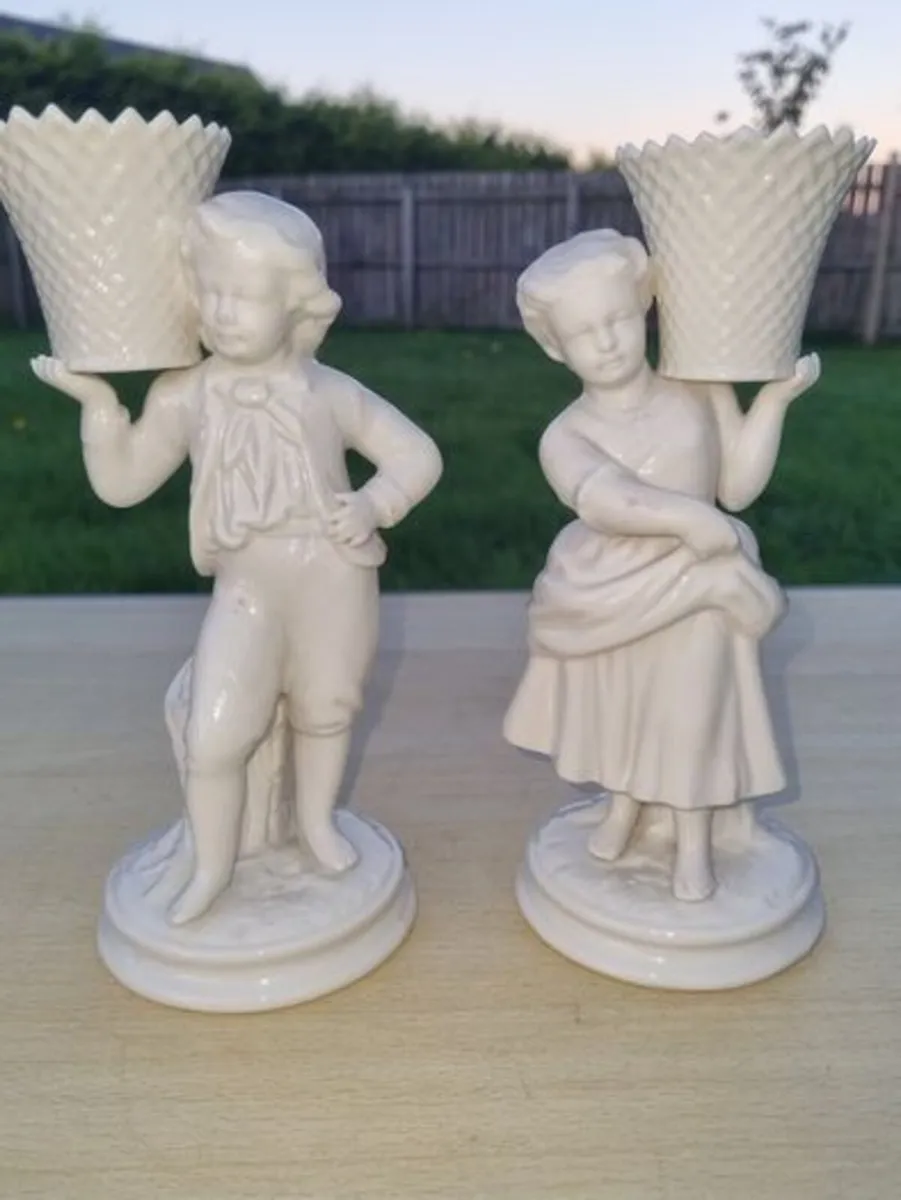 Belleek Pair of porcelain figurines Boy and Girl - Image 1
