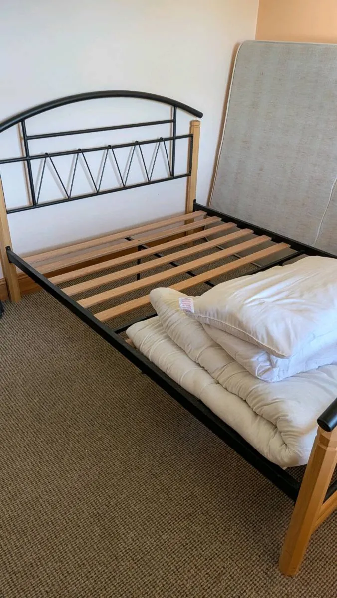 Double bed frame - Image 1