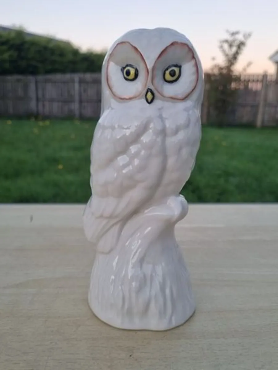 Owl figurine made by Donegal Parian China - Image 1