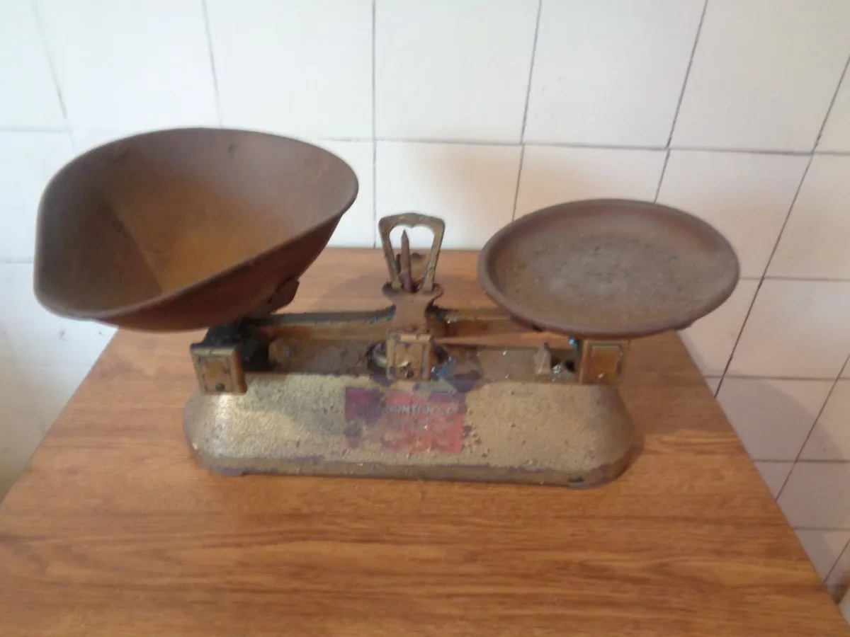 Vintage Brass FJ Thorton & Co. for Sale - Image 1
