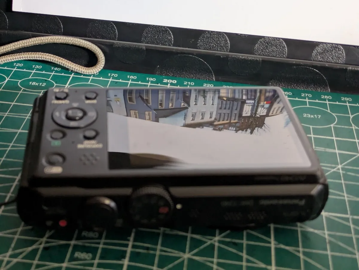 Panasonic Lumix TZ40 Leica lens, Wi-Fi - Image 4