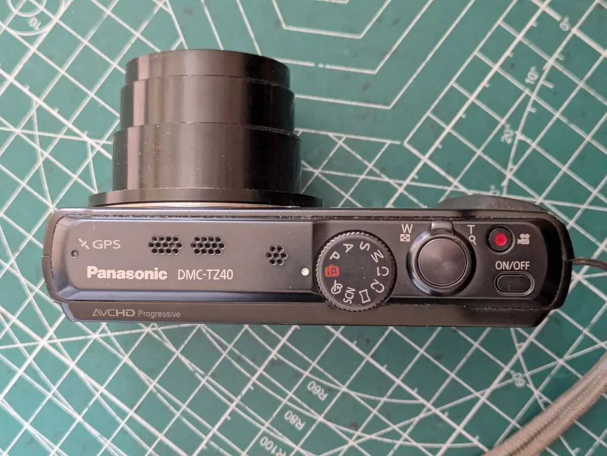 Panasonic Lumix TZ40 Leica lens, Wi-Fi - Image 2