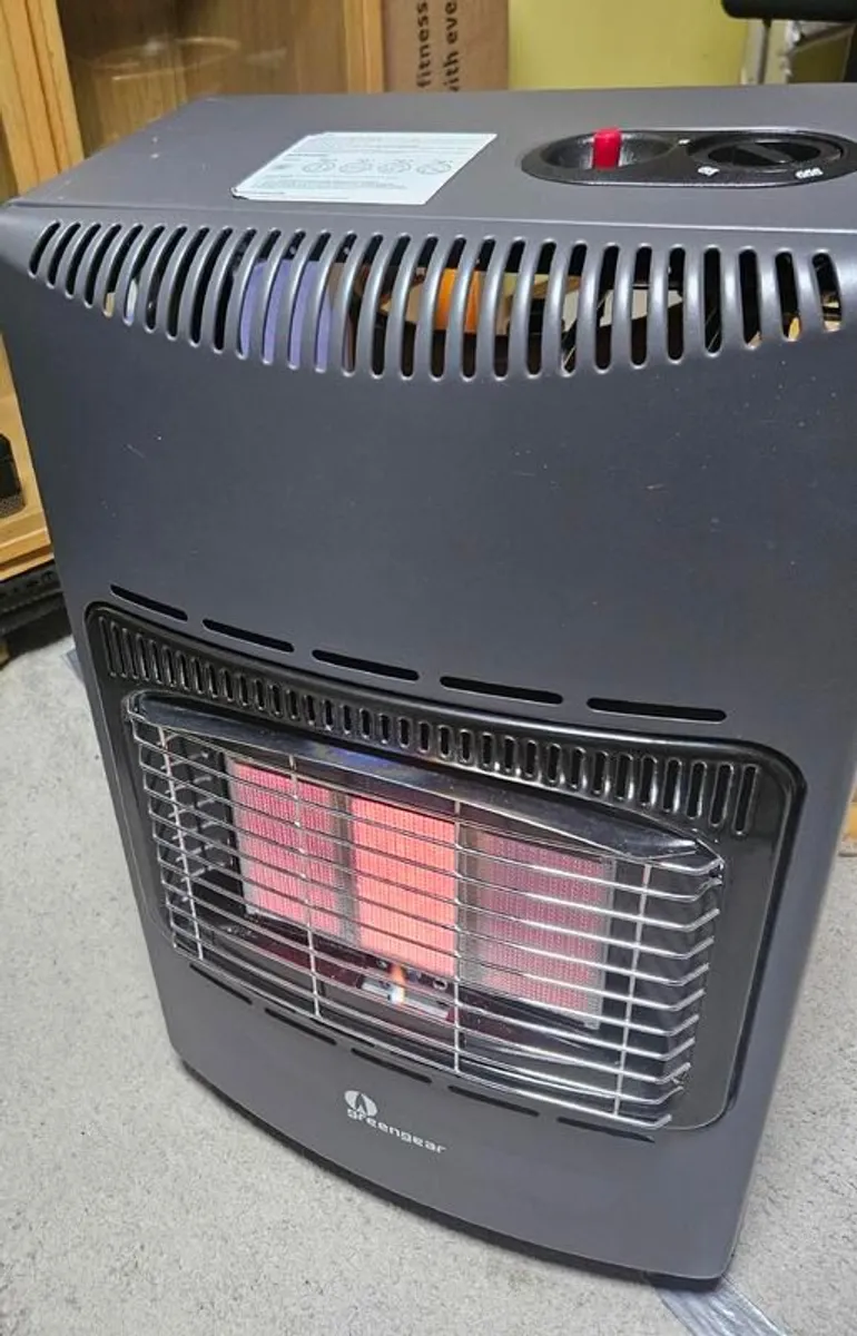 Greengear 4.2kW Portable Gas Heater + Empty Gas Cylinder - Image 2