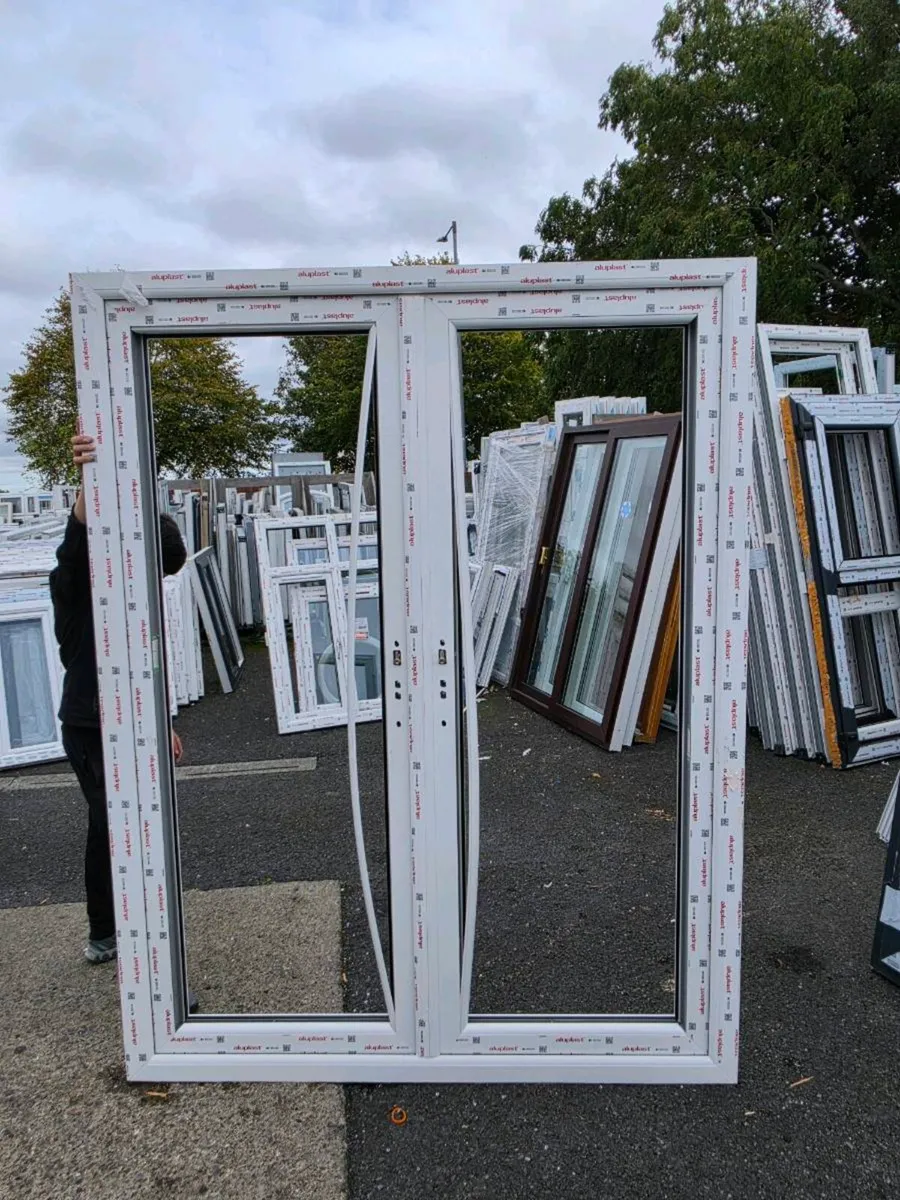 Toms pvc doors D22PP30 - Image 1