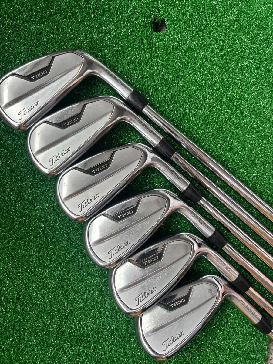 Titleist T200 irons - Image 4