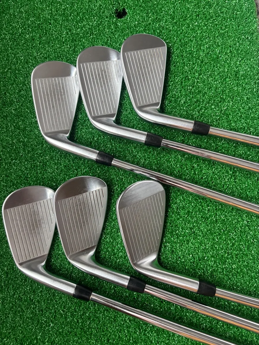 Titleist T200 irons - Image 3