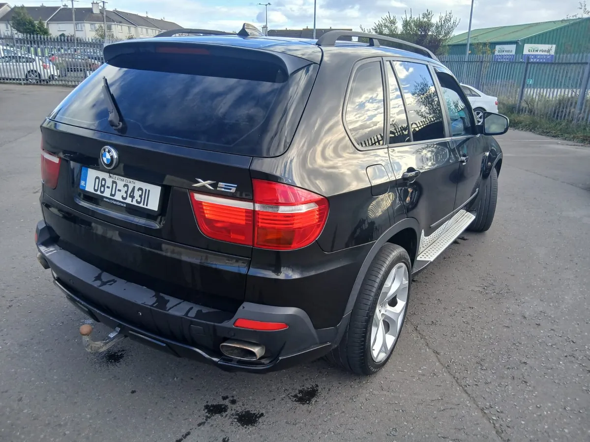 BMW X5 - Image 1