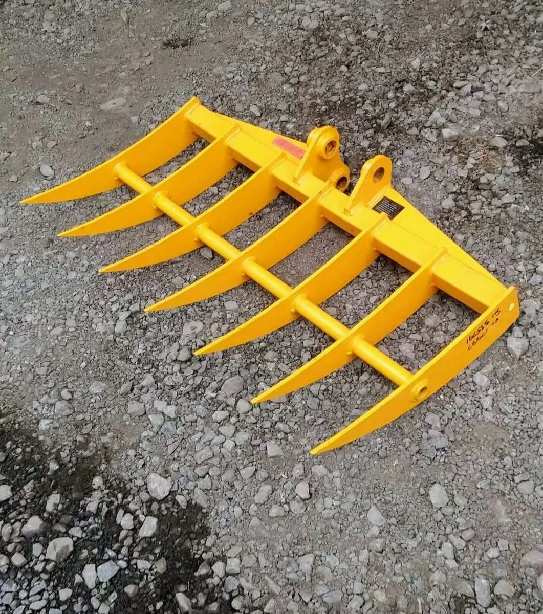 JCB 3 TON MINI DIGGER RAKE - Image 1