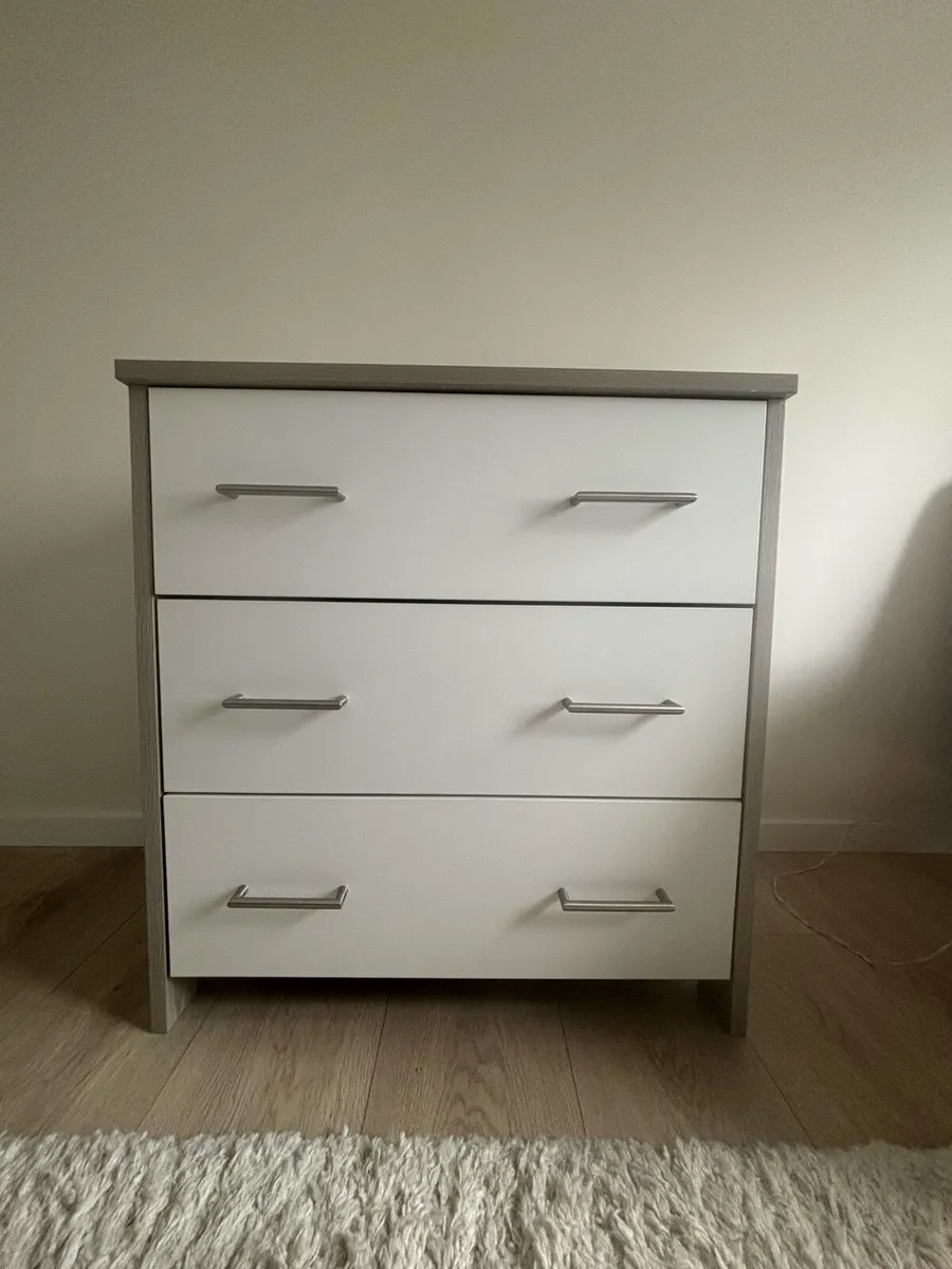 Baby changing unit / Drawers - Image 1