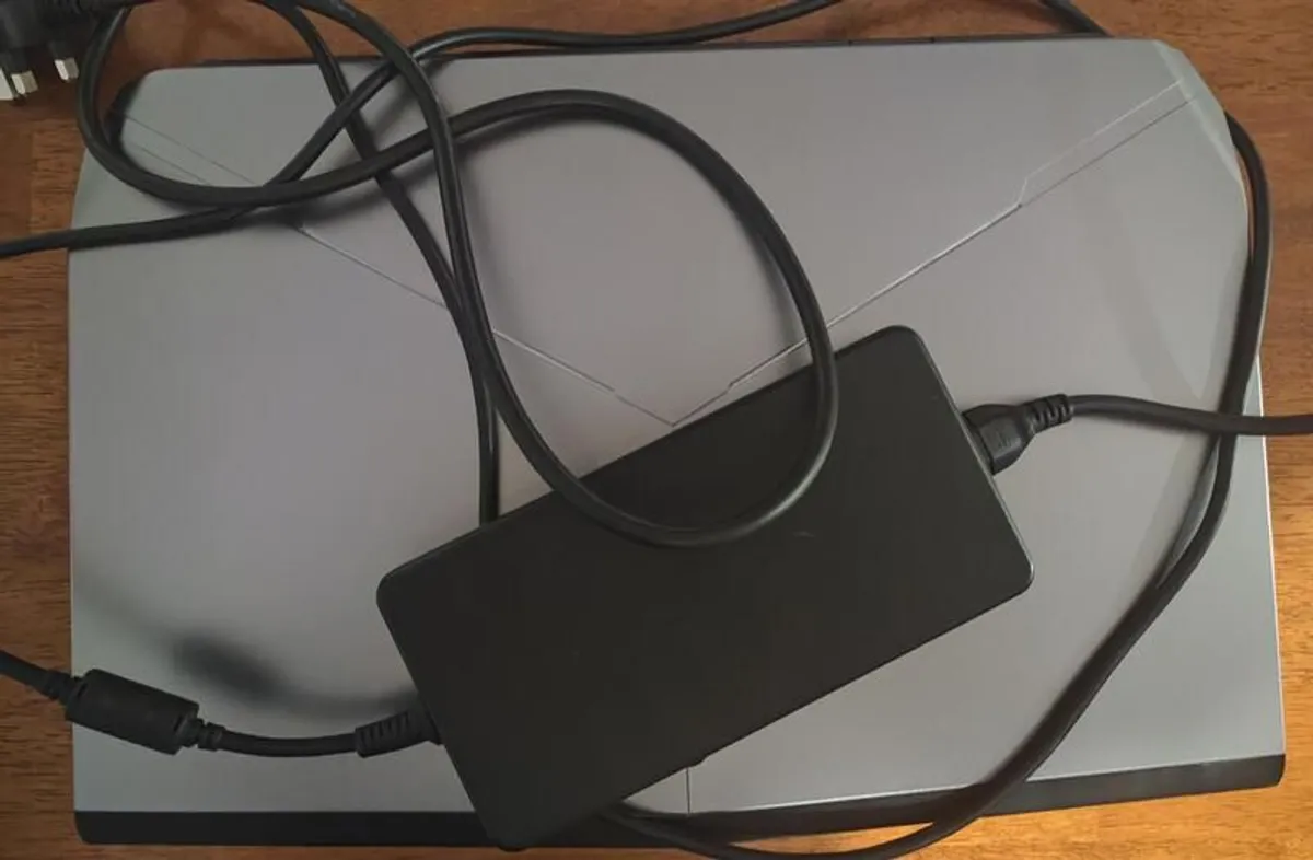 Alienware 17 R2 - Image 3
