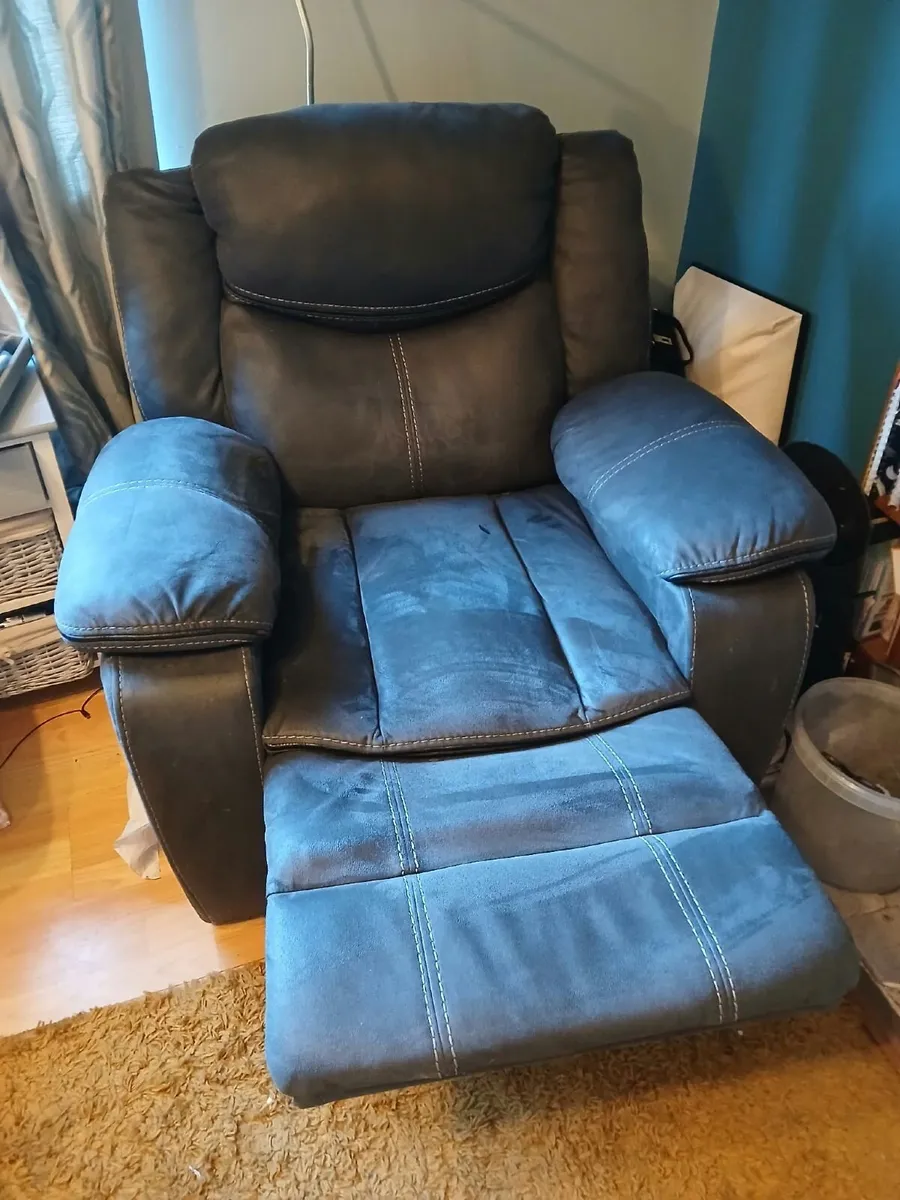 Armchair - Image 1