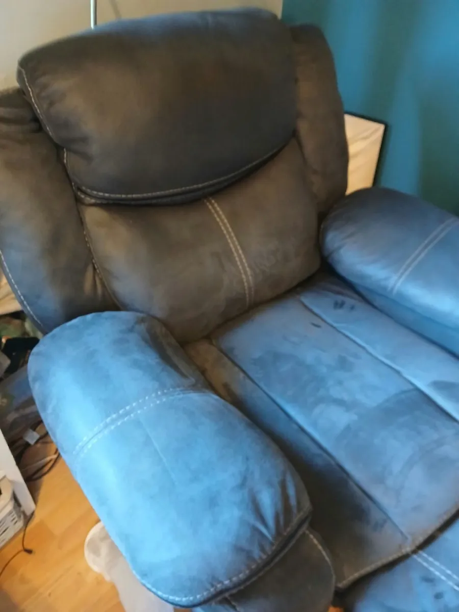 Armchair - Image 2