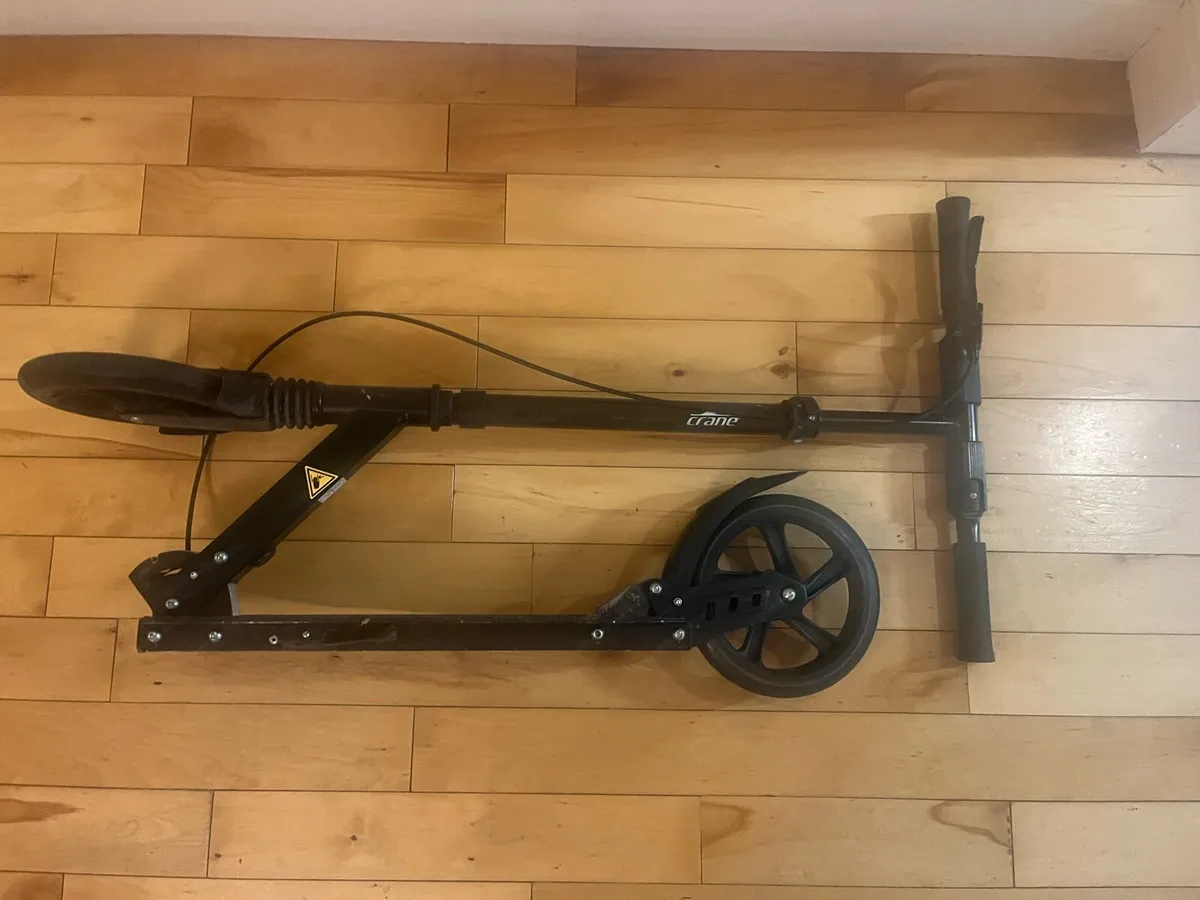 Older child push scooter - Image 3