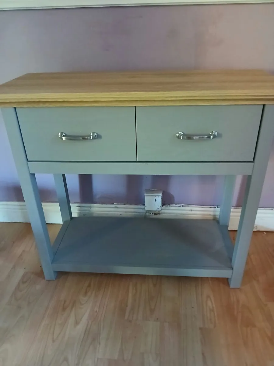 hall table - Image 2