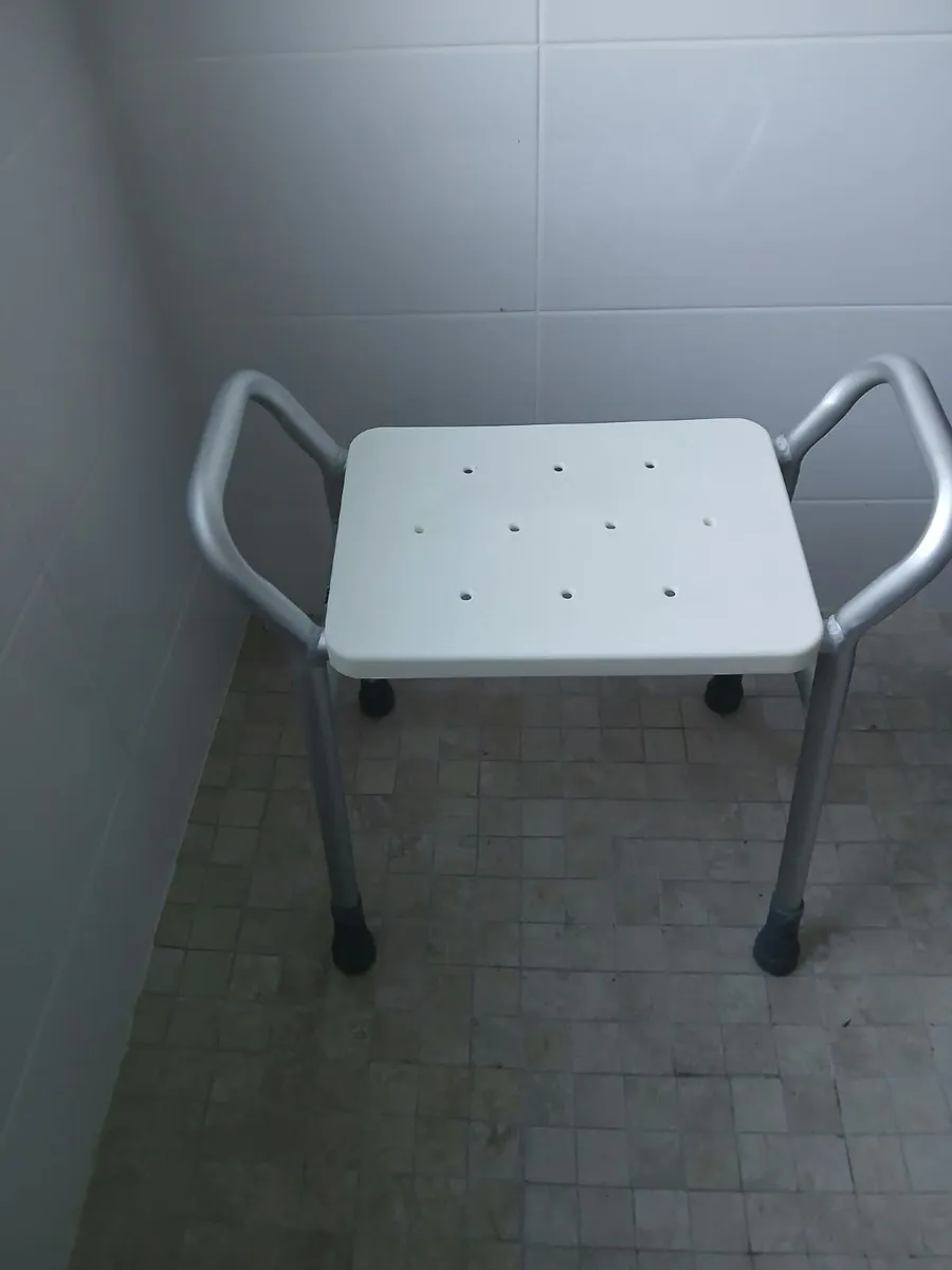 Shower bench- mobility aid