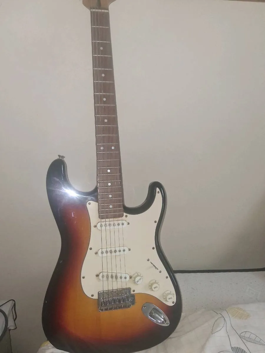 Electric guitar for sale