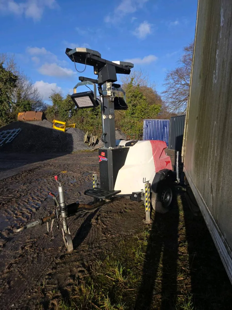 Lighting tower - Image 3