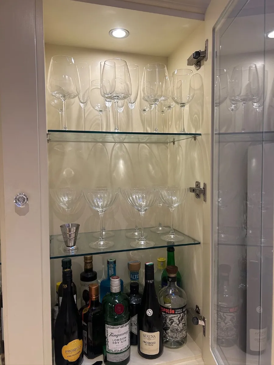 Kitchen Dresser cabinet - Image 1