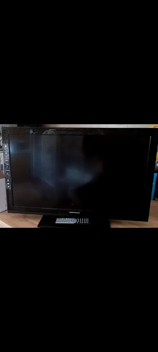 32 TV non smart - Image 1