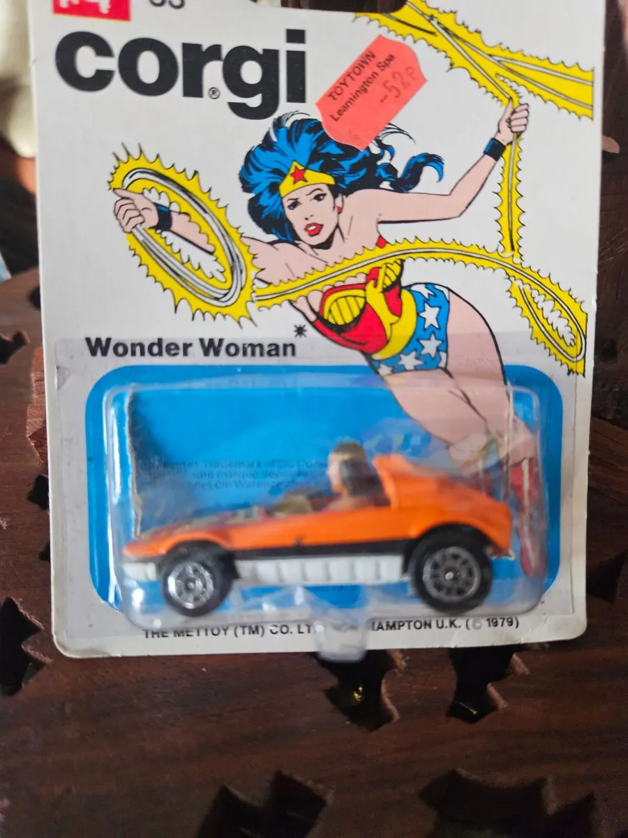 Corgi 1970's Wonder Woman Car - Image 2