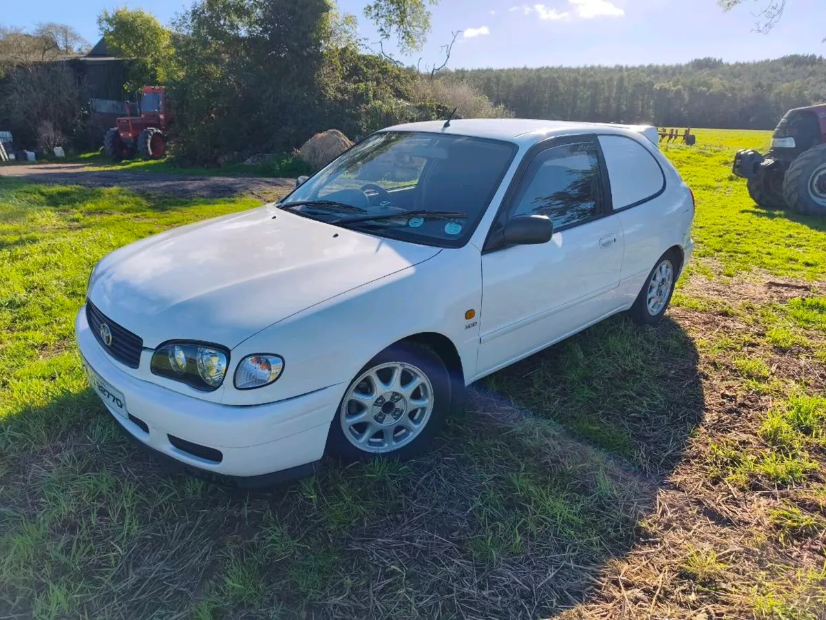 1999 Toyota Corolla E11 2.0 diesel van, tested. - Image 2