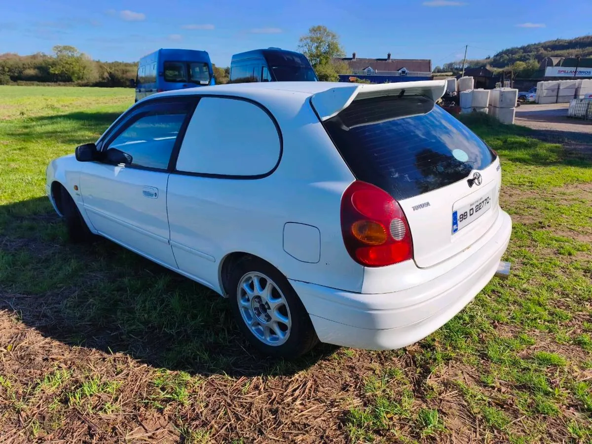 1999 Toyota Corolla E11 2.0 diesel van, tested. - Image 3