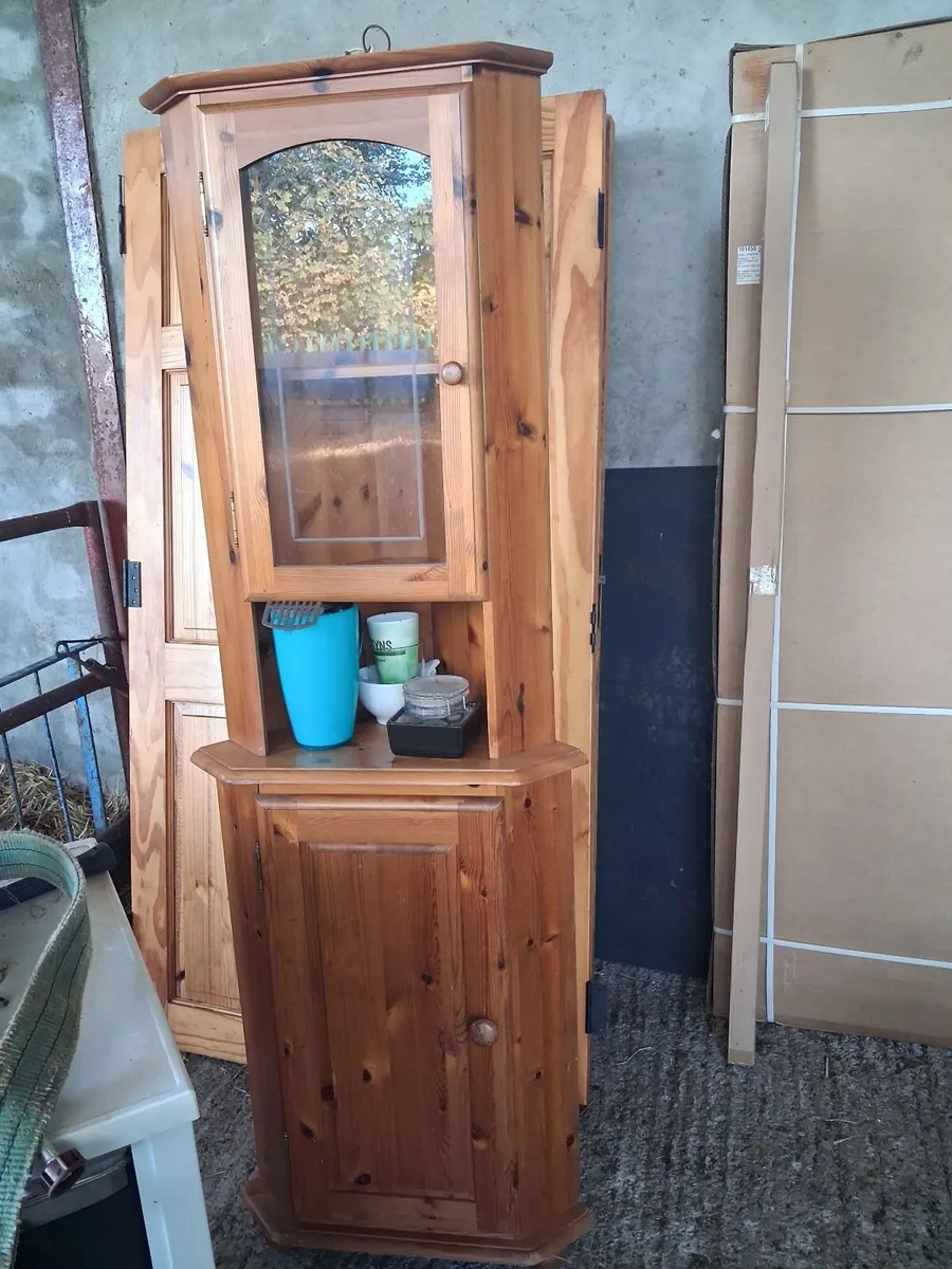 Corner display unit - Image 2