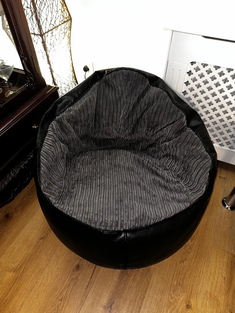 Bean Bag Seat - Image 1