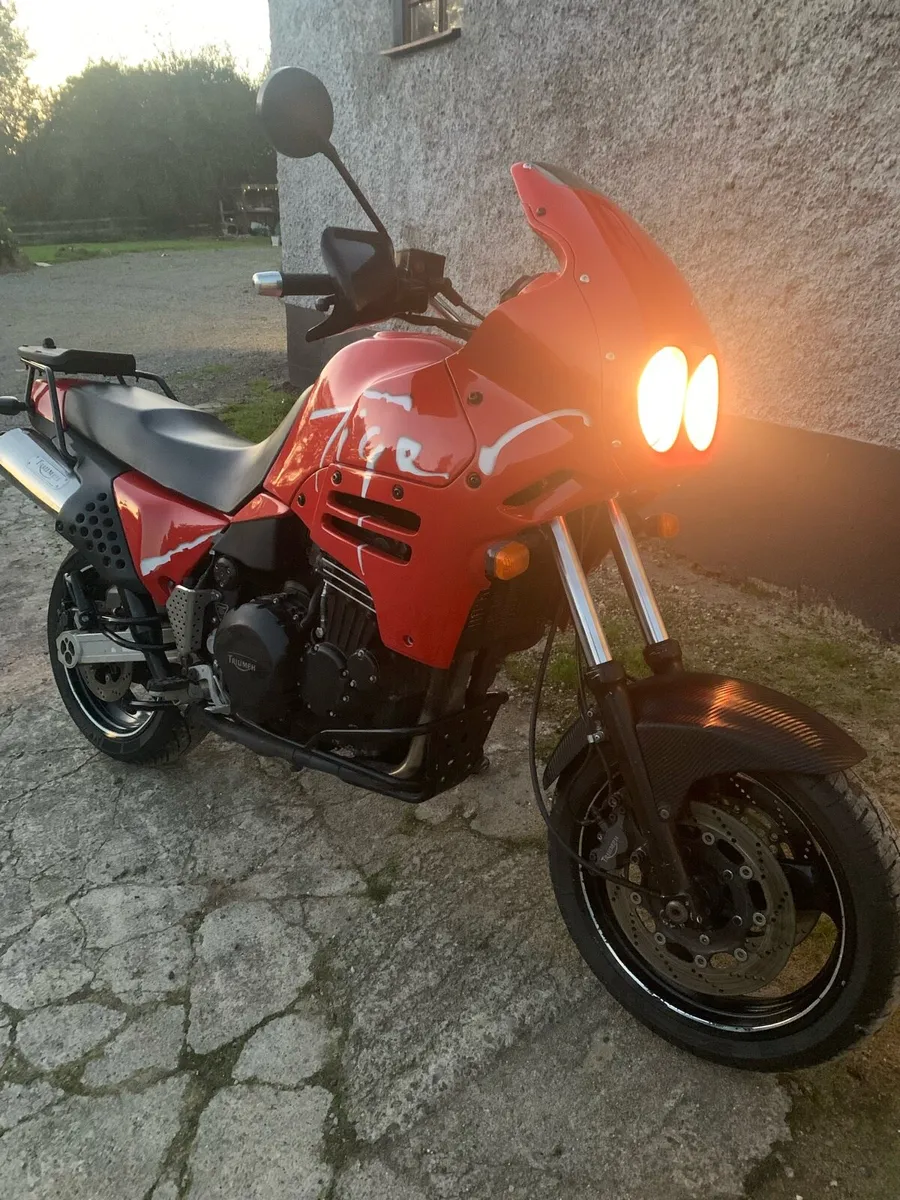 Triumph Tiger 900 - Image 1