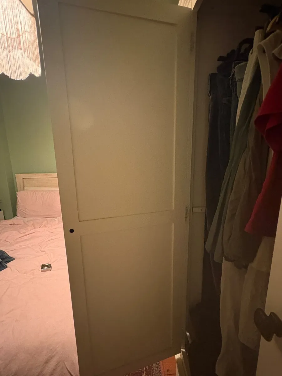 Elegant white wooden wardrobe - Image 2