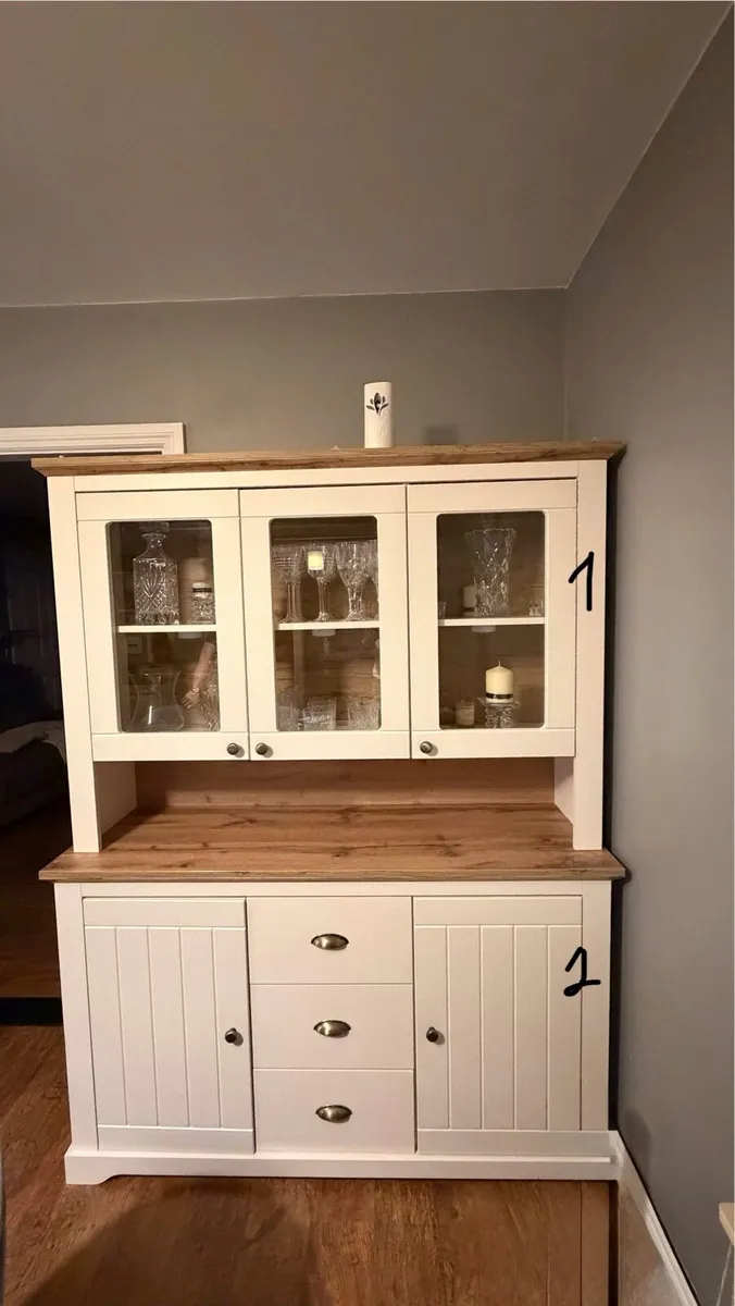 Cabinet - Image 2