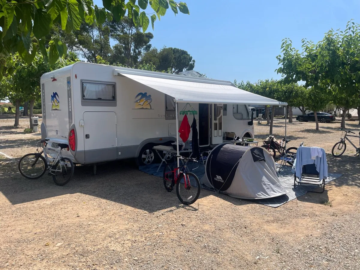 A class camper - Image 4