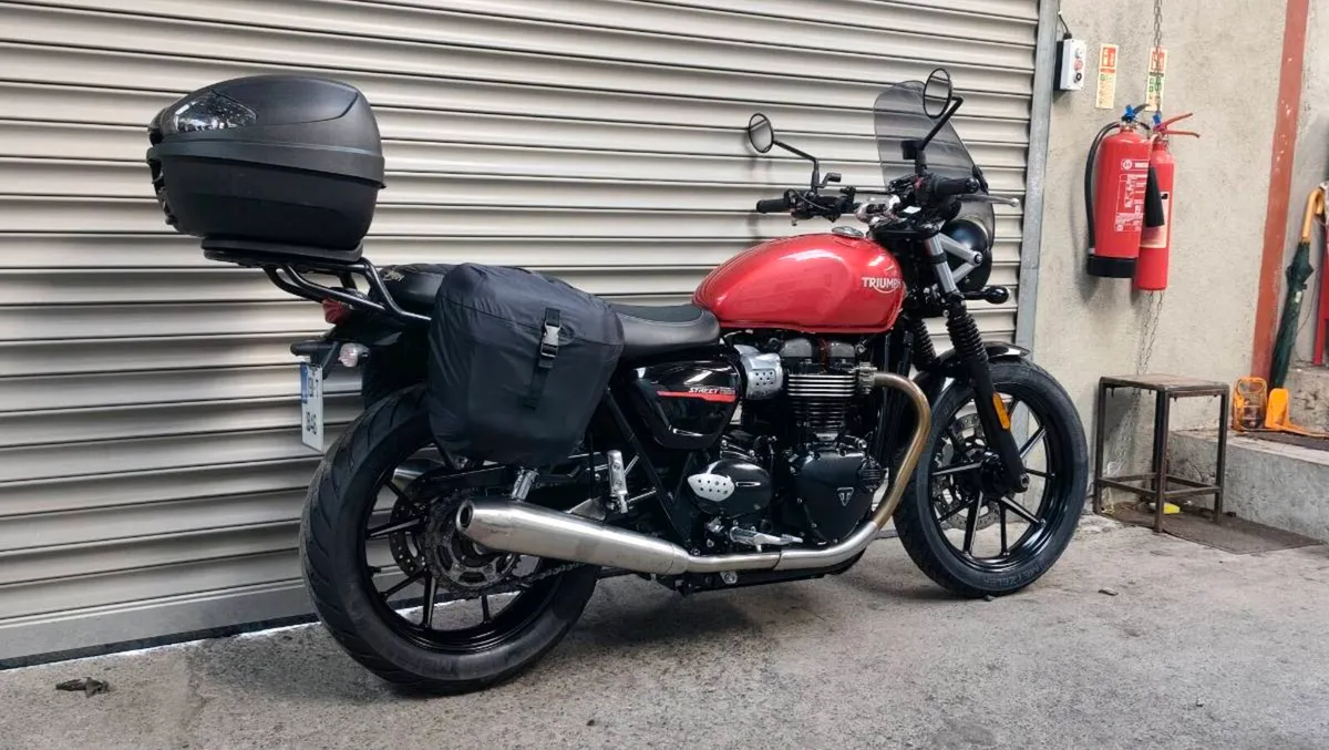 Triumph Bonneville Street Twin - Image 3