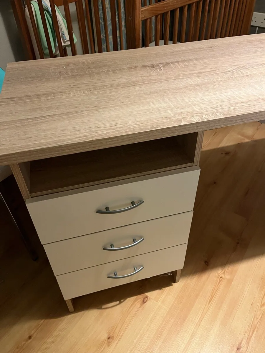 Desk - Image 1