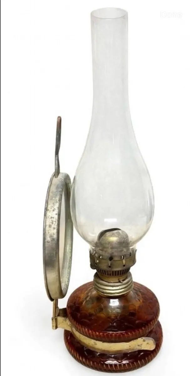 Vintage oil lamp -  amber glass - Image 2