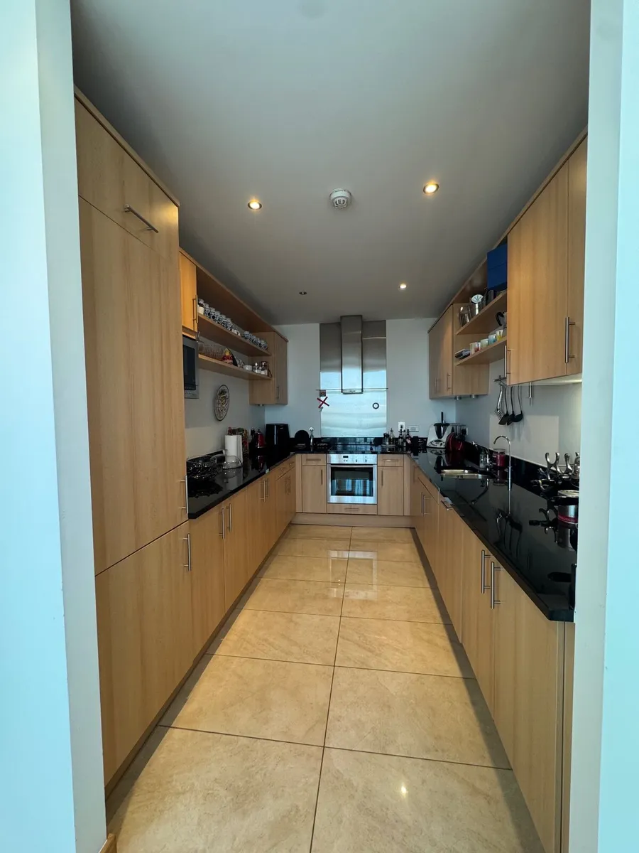 Kitchen for Sale – All Appliances Included! - Image 1