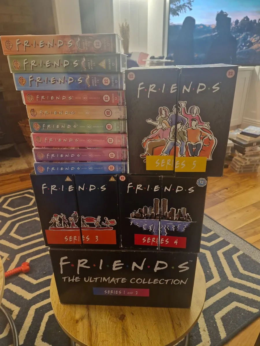 Friends Video tapes - multiple series - Image 2