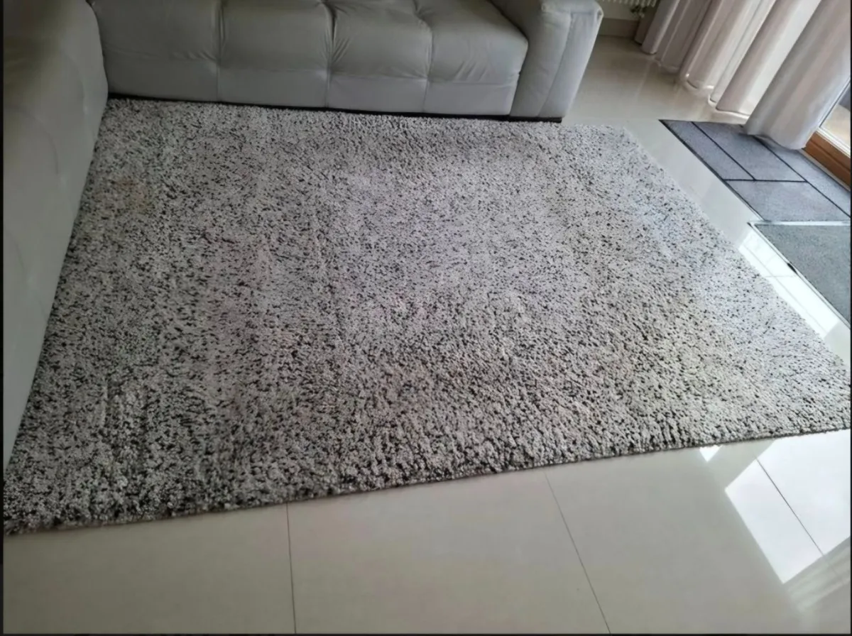 Rug - Image 3