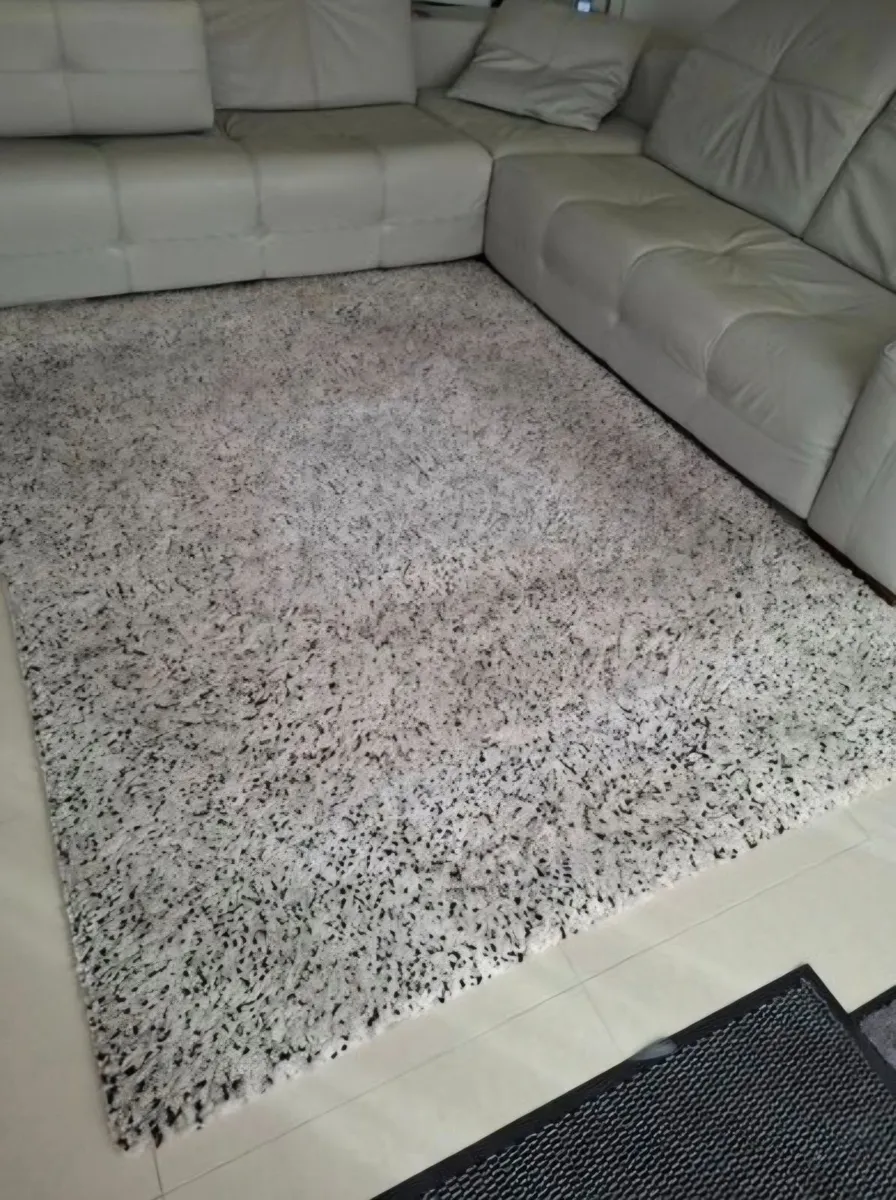 Rug - Image 4